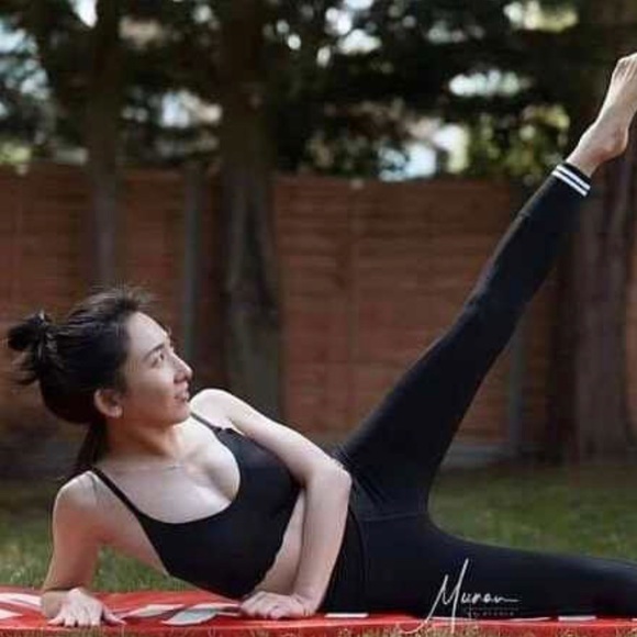 Kissy wireless and seamless bra and panty set - Picture 9 of 12